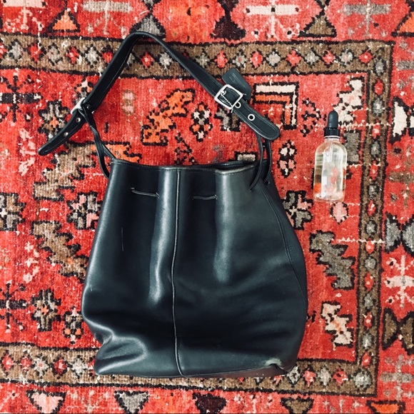 Coach Handbags - 🌿 vintage Coach bucket bag 🌿